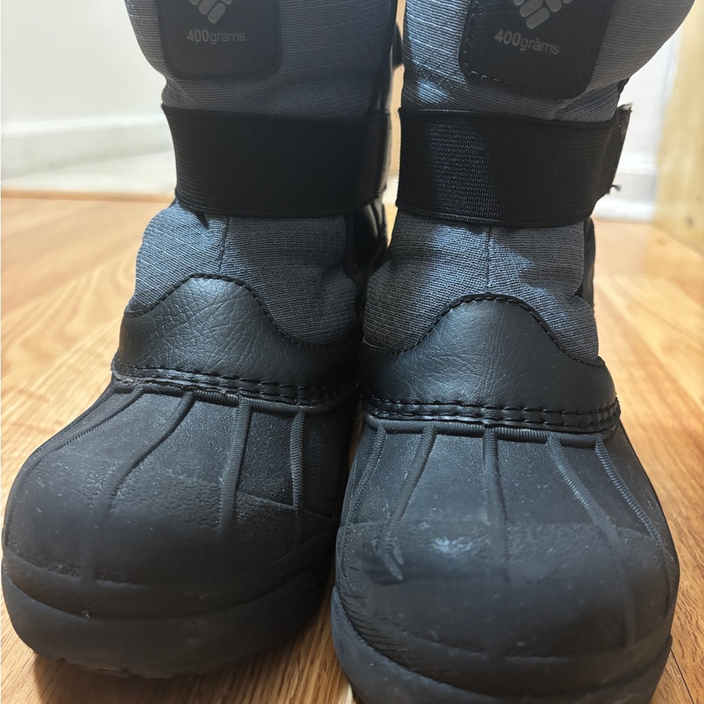 Columbia Black and Blue Insulated Boots, size 13 - Picture 4 of 5